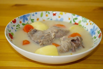 Terbiyeli Et Çorbası Tarifi ve Malzemeleri