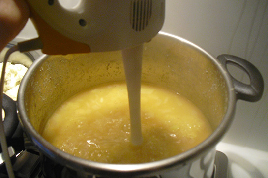 Düdüklü Tencerede Mercimek Çorbası ve Malzemeleri